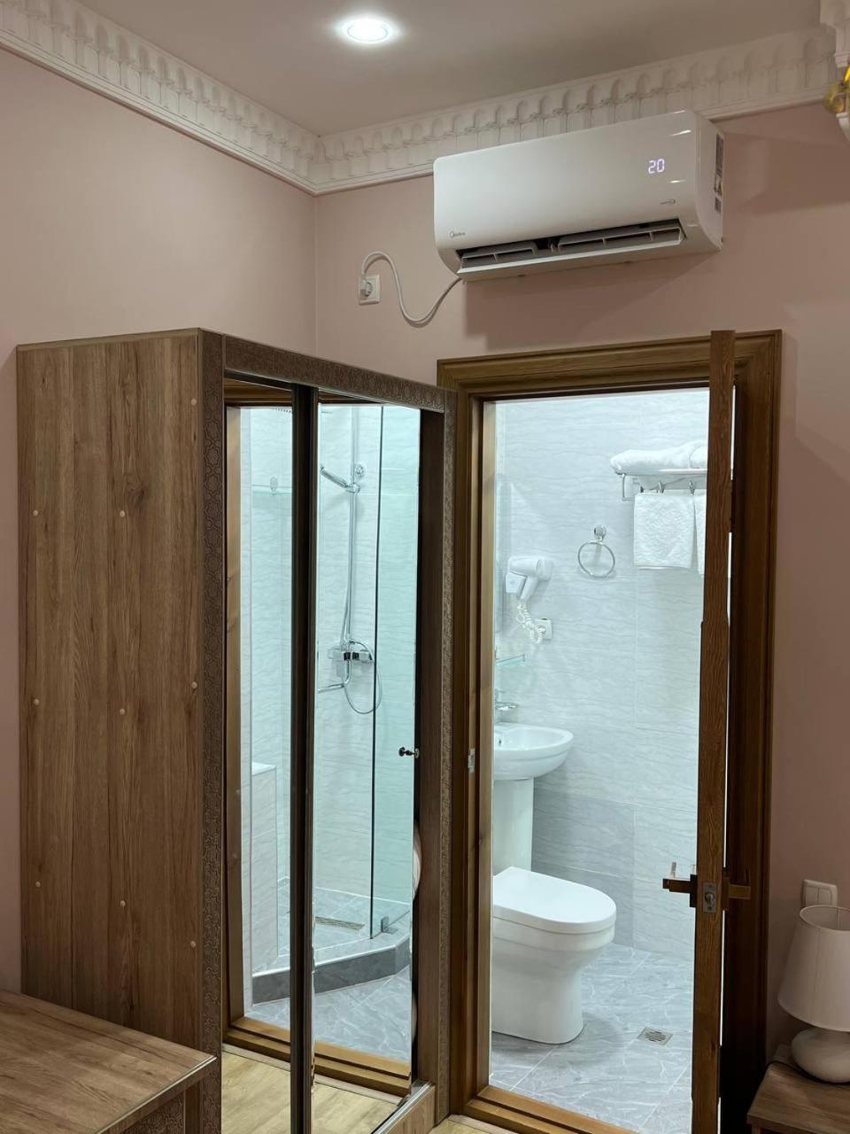 Nodirabegim Boutique Hotel Buxoro Luaran gambar